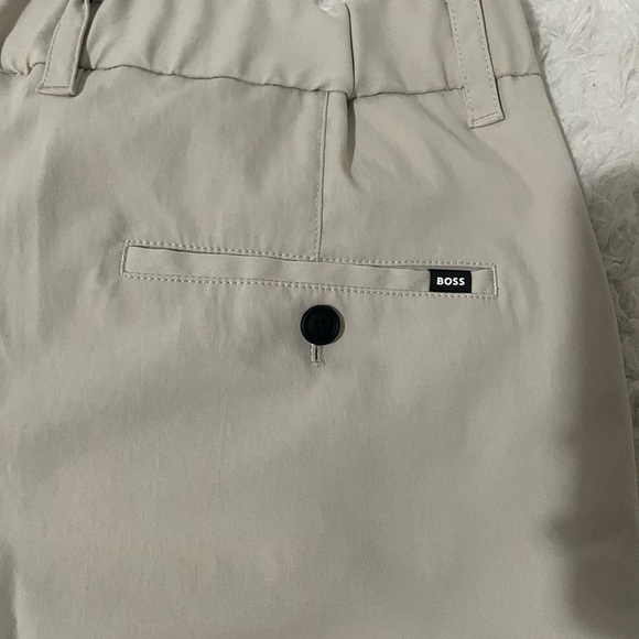 Hugo Boss Men's Beige Dress Pants - Picture 8 of 16